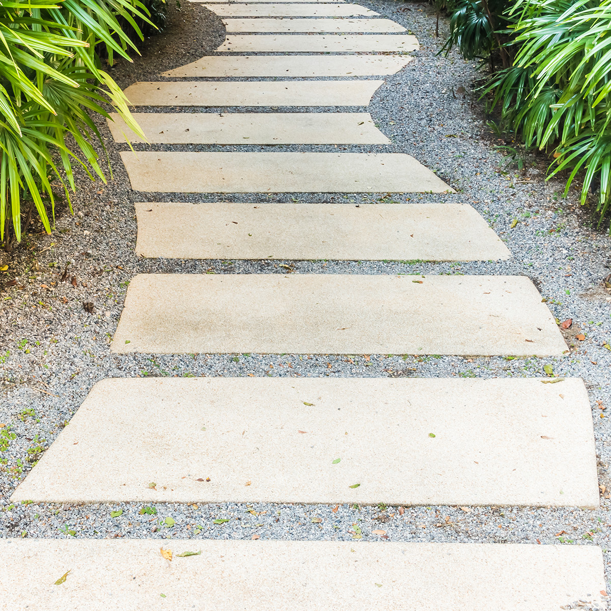Designing concrete pathways in Winter Haven & Auburndale, FL